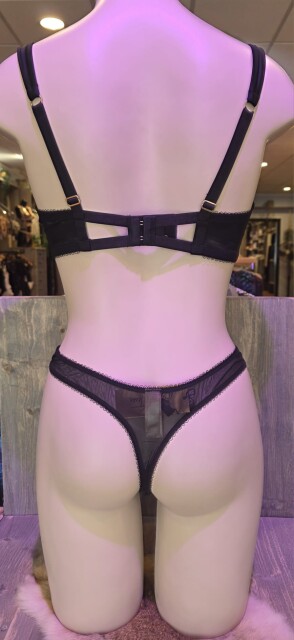 G-string D23071