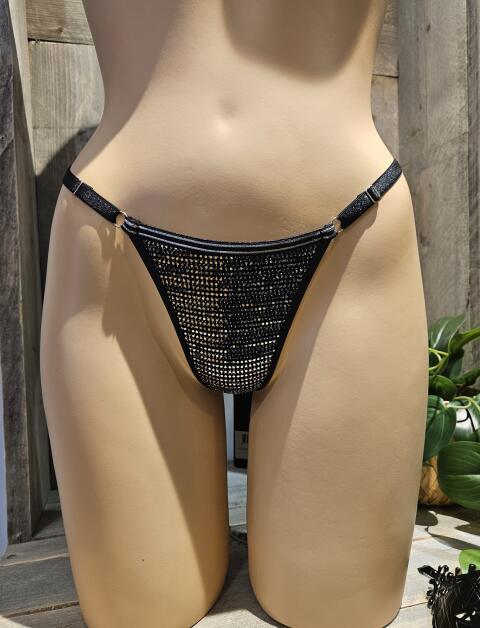 Glamour Glow String K0002